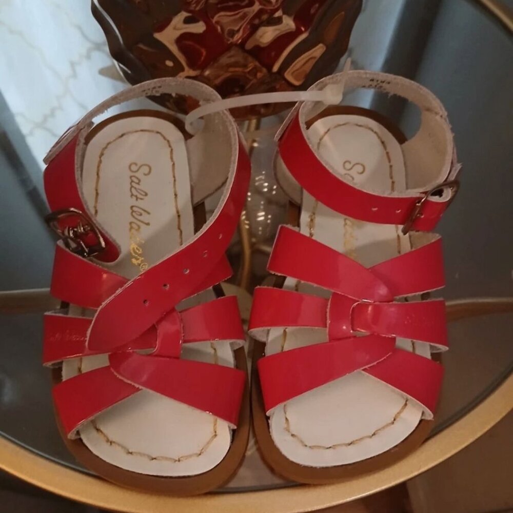 Brand New Toddler Saltwater Sandals Shinny Pink Fuschia Size 6